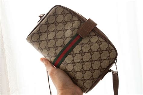 Conseils essentiels pour repérer un faux sac Gucci.